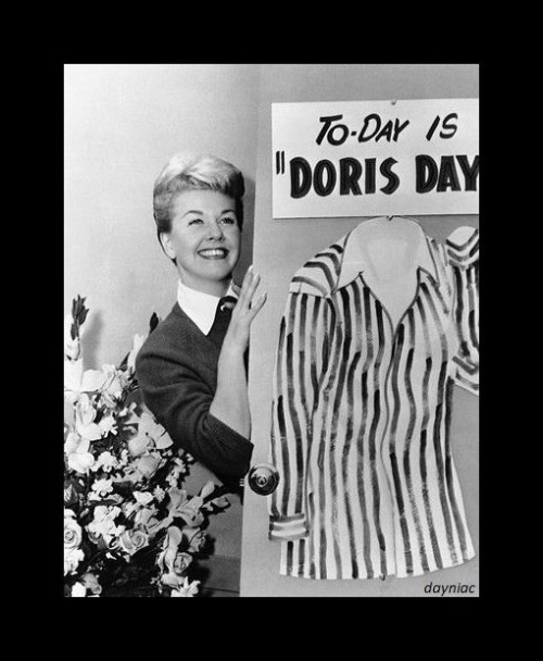 dayniac:Doris … The Pajama Game