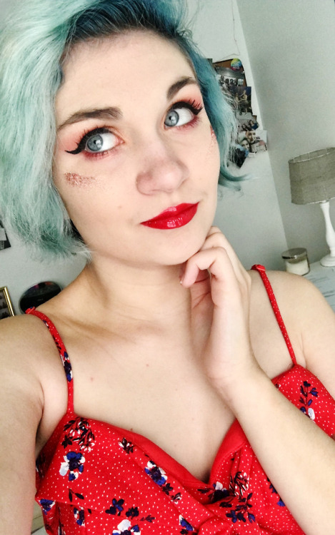 lipstick face demon | Tumblr