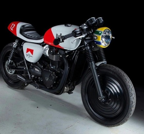 ๐ caferacerpasion.com ๐ TMC McSenna Tribute! Triumph Cafe Racer...