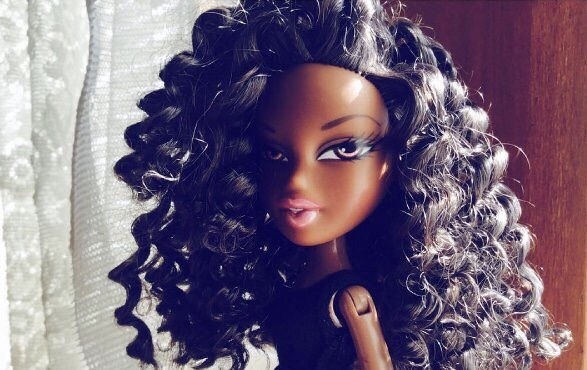 bratz doll with curly hair