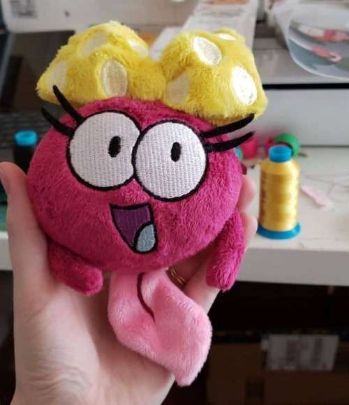 polly plush amphibia