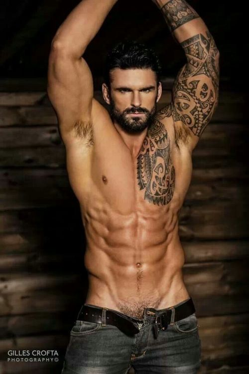 retro-men-by-dogboy:Stuart Reardon