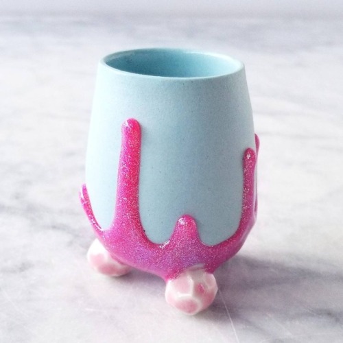 sosuperawesome:Glitter Mugs, by Katie Marks on EtsySee our...