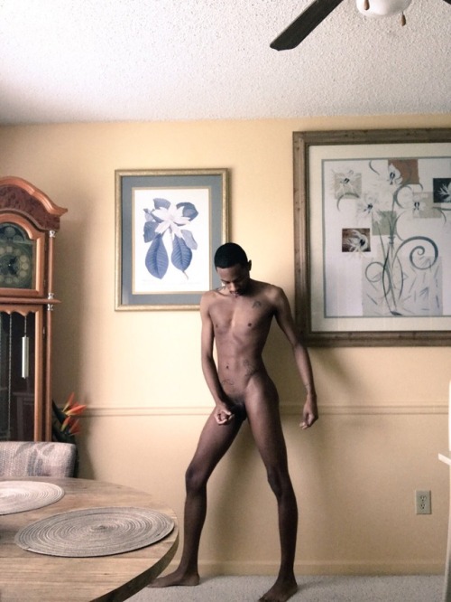 xpundies:Slim. Vers. Melanin. @markusxSubmit to be Featured