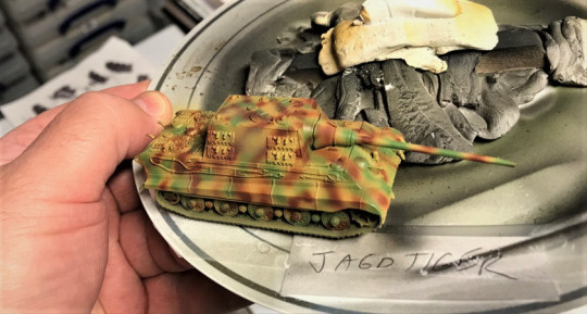 2 Jagdtiger painted