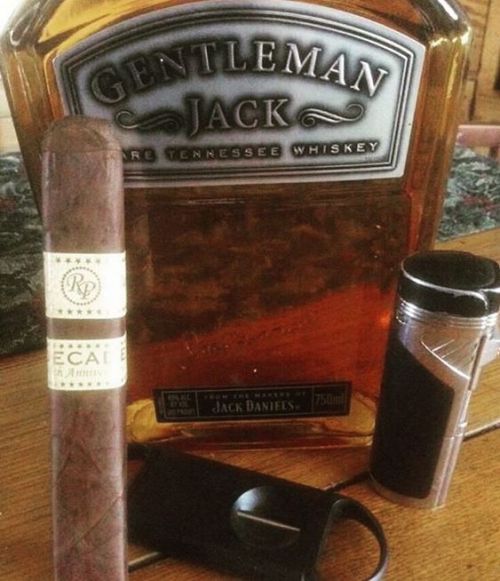 cigarspirits:CigarSpiritsLounge.com. The one place to sit and...