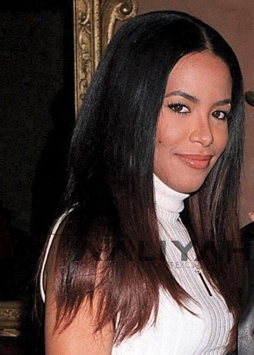 aaliyahsources:aaliyah and her “ombré hair” era. 2000 >>...