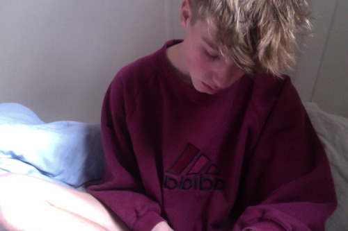 #look-at-this-pale-boy on Tumblr