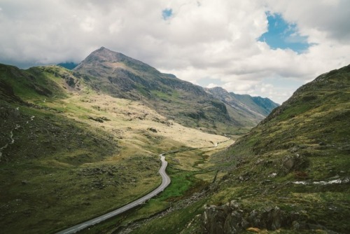 Pass of Llanberis, Caernarfon, United KingdomDrew Collins