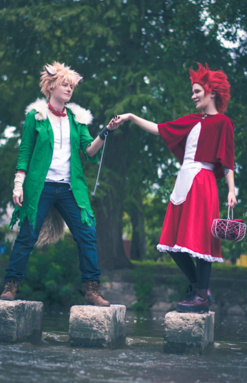 aardvarkycosplay:Little Red Riot Hood and the Big Bakugou. 