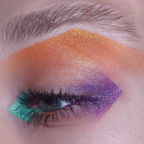 sosuperawesome:Makeup Art by Aaron Storms on InstagramFollow...