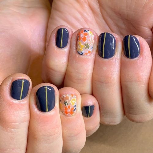Some pretty and delicate handpainted muted florals for Candee,...