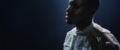 all white glitter boy nikes frank ocean boys don& 039;t cry