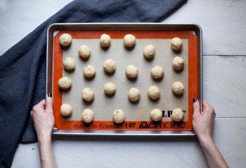 sweetoothgirl:ITALIAN BUTTER BALL COOKIES