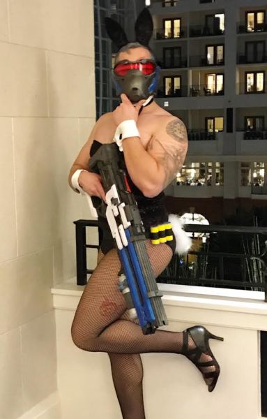 Sexy overwatch cosplay