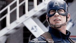 El Capitán América los saluda. Tumblr_p6azjnBqrO1vlul94o7_250