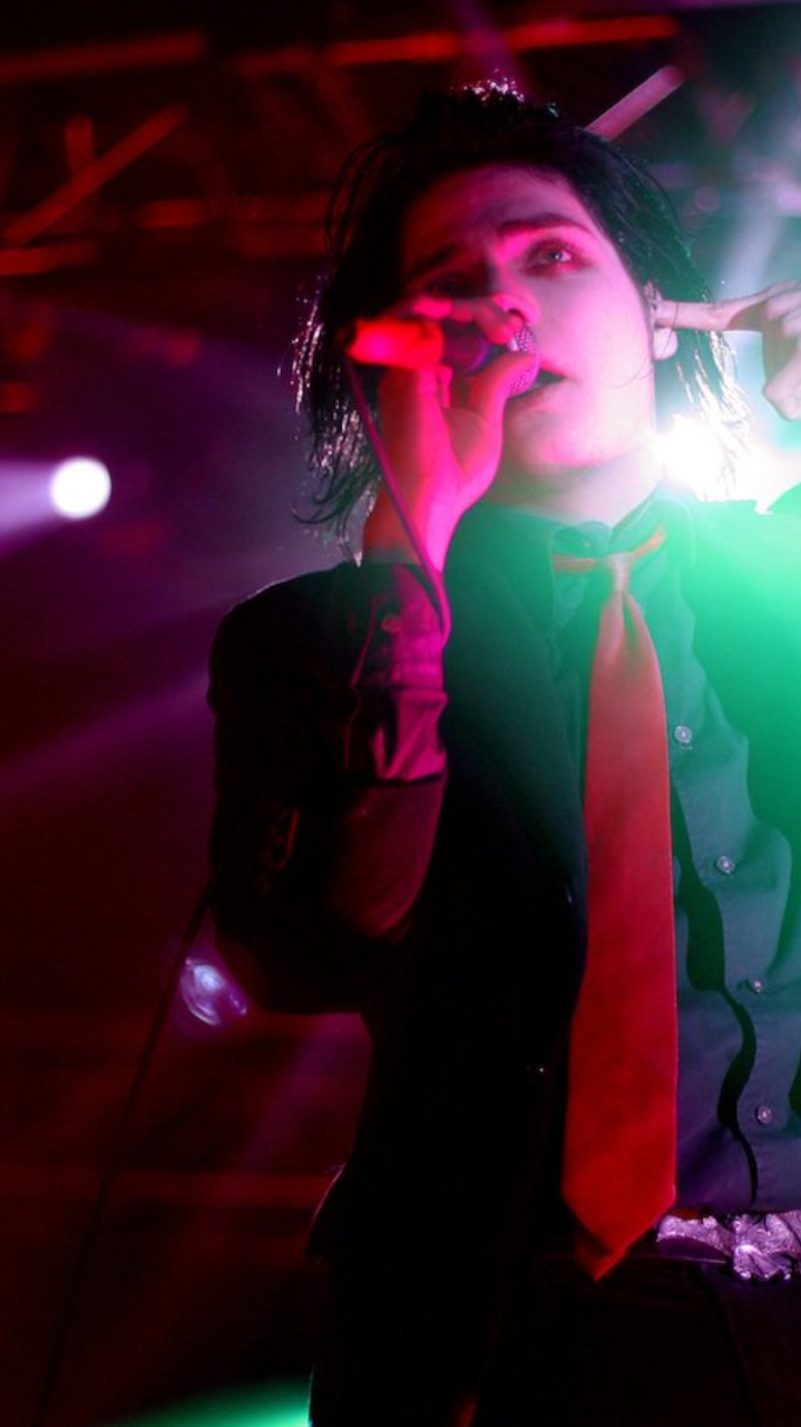 Band Lock Screens Gerard Way My Chemical Romance Three Cheers Band Lock Screens Gerard Way My Chemical Romance Three Cheers