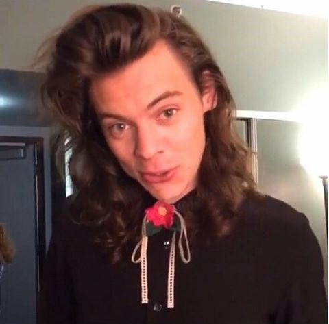 hardystyls:Harry backstage at New Year’s Rockin Eve - 2015