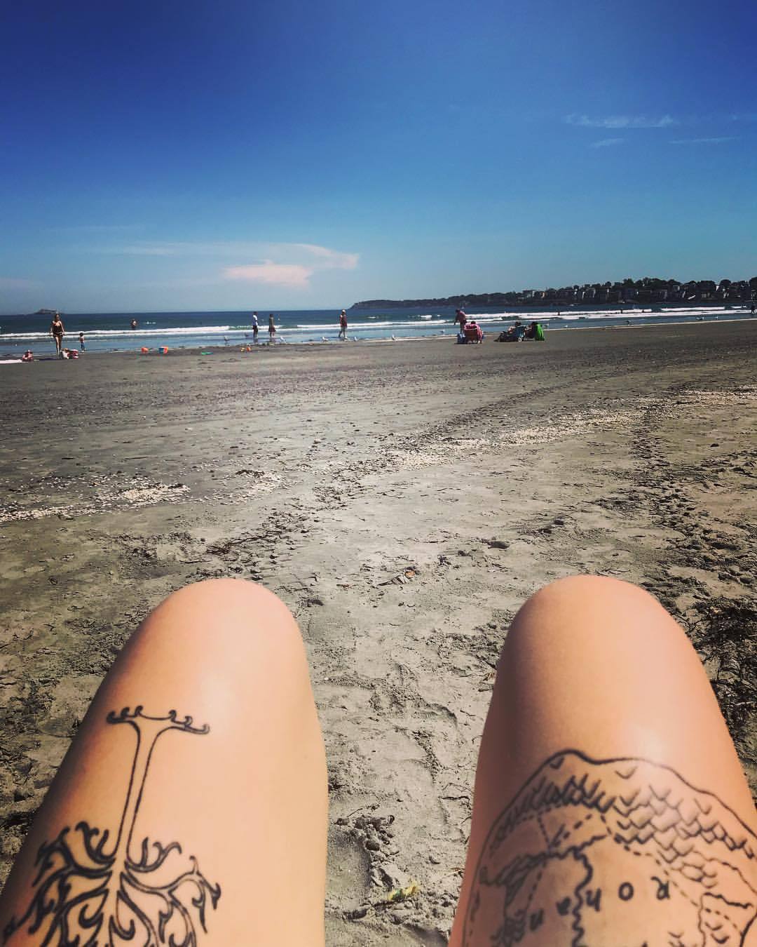 Life is so good. I am so, so grateful to be alive. 🌊 #ocean #tattoo #lordoftherings (at Nahant Beach)