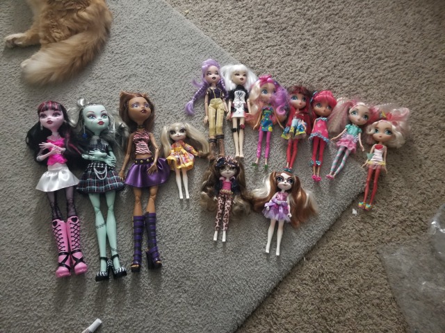 thrift store barbie dolls