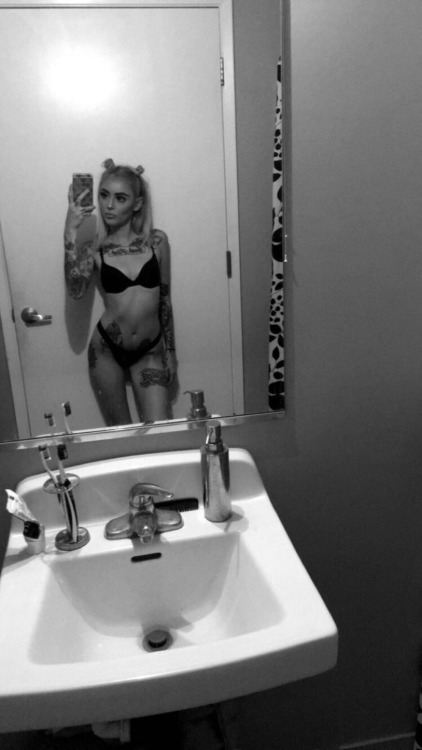 Escort directory europe norske sexy jenter Random cam chat porno big boobs