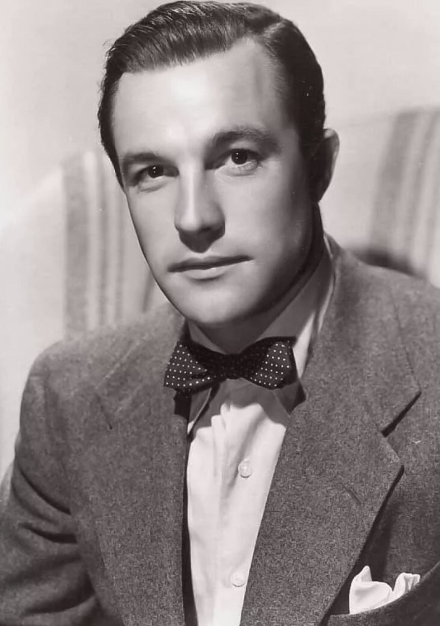 Mostlydaydreaming — Gene Kelly (His famous scar covered up by the...