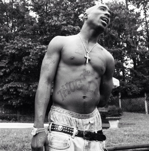 90shiphopraprnb:Tupac Shakur | Stone Mountain, GA 1994 | Photo...