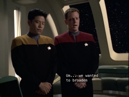 betterhomesandhobbits:How Janeway must see these two disasters