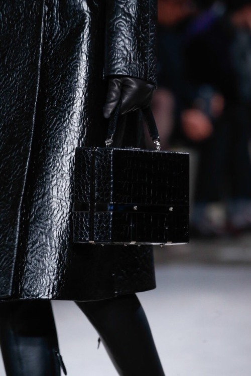 famodr:Bags @ Alexander McQueen F/W 2015