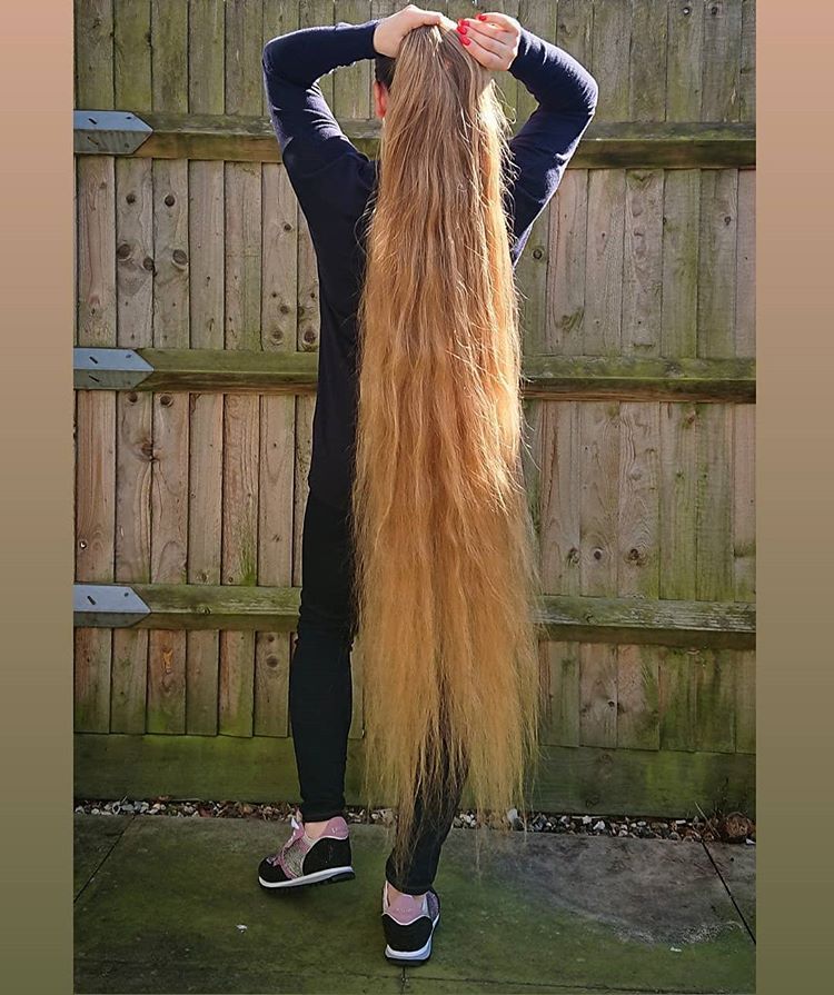 Addicted To Long Hair — Alla is such an incredible beauty