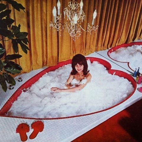 #valentines #valentinesday #bath #bathtub #heart #❤ #love #vday...