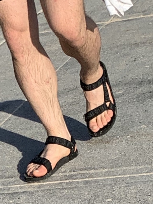 guys wearing teva sandals