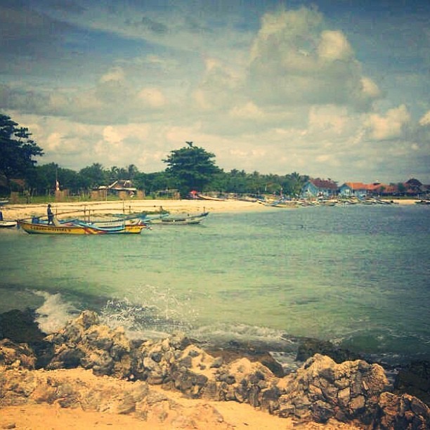 Affankecom Pemandangan Pantai Ujung Genteng Nature Beach