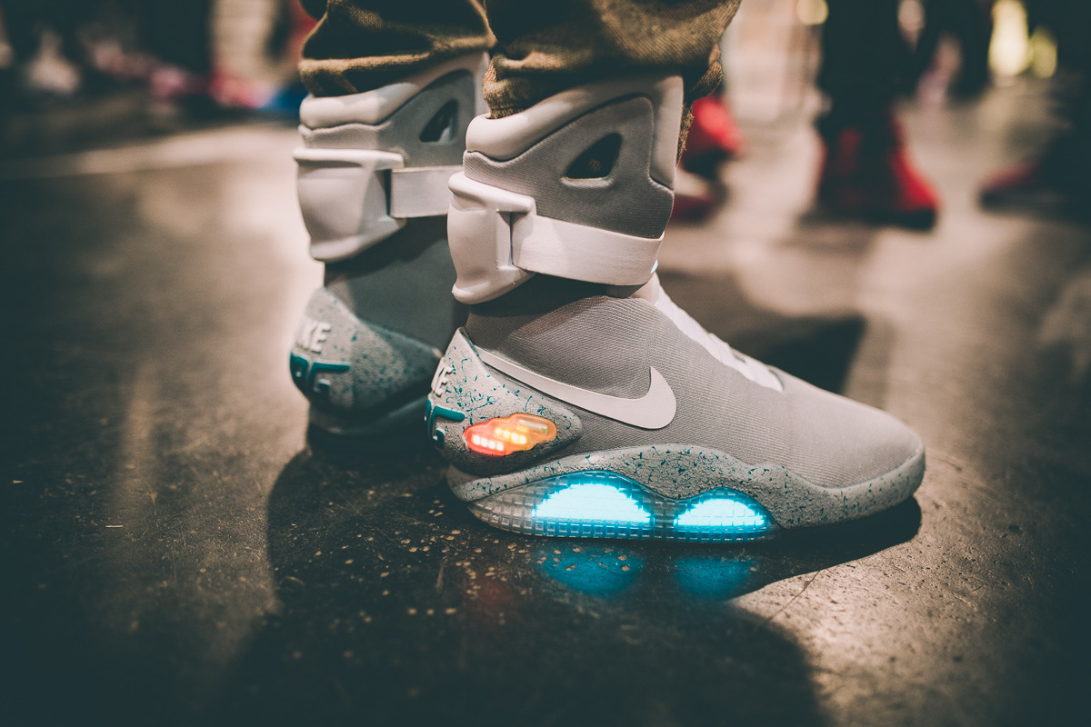 Купить Кроссовки Air Mag