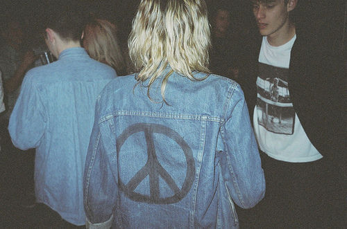 awesomegrunge:oh-colorful-pills:acid-in-rivers:✞Grunge/Disp...