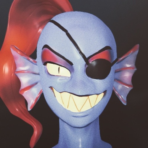 akapost:doodles of Undyne (and some work I made with Sculptris)