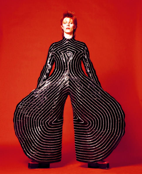 jaggerbowie:David Bowie photographed by Masayoshi Sukita...