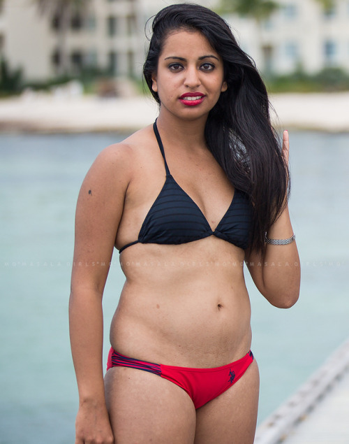 masalagirls:I just love these Indian wives on honeymoon - they...