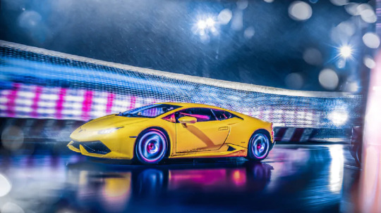 miniatura de carro lamborghini huracan parece de verdade nas maos de kunal kelkar 4