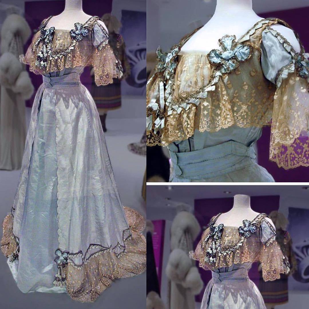 And my reign will be pink — edwardian-time-machine: Evening dress, by ...