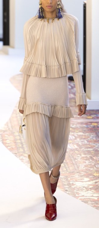 kutkhu:Chloé | Spring 2019 RTW