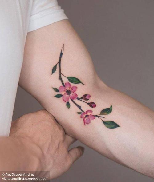 By Rey Jasper Andres, done in Auckland. http://ttoo.co/p/34655 facebook;flower;four season;inner arm;medium size;nature;plum blossom;reyjasper;spring;twitter;watercolor