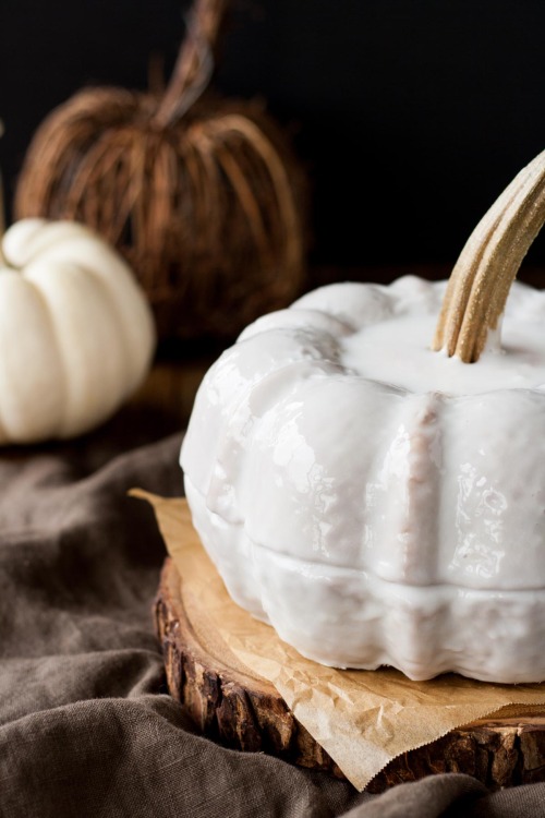 sweetoothgirl:Pumpkin Spice Latte Bundt Cake