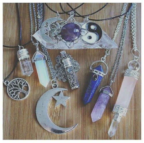 alternative soft pale art diy babe beauty colorful purple colors cool girls grunge illumination vintage jewel luxury makeup moon rad girl hipster indie pale swag pastel soft grunge pink retro stone white