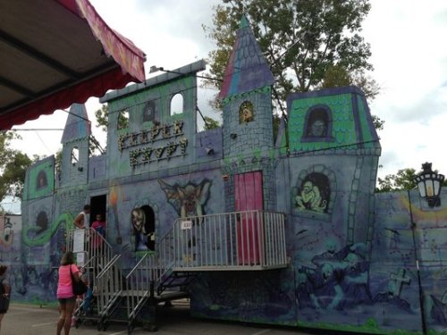 guyfarris:A COLLECTION OF CARNIVAL HAUNTED HOUSE RIDES