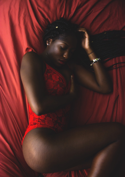 blackthoughtsnmarijuana:Akeila shot by Corey Daniels