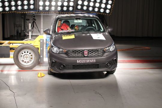 fiat argo latin ncap lateral Crash-test