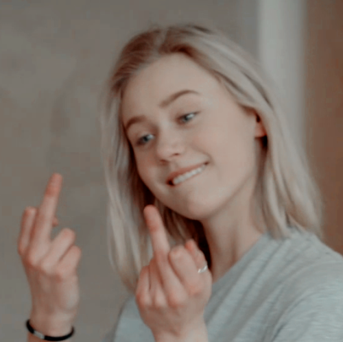 sassenachxedits:noora saetre (skam) | like if you save ♡