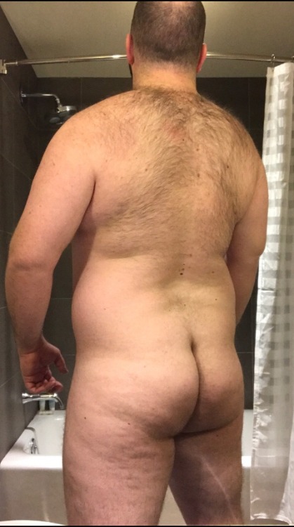 hunghairybear:bigbarbariansuit:Beary Sexy…graawwwAll of...