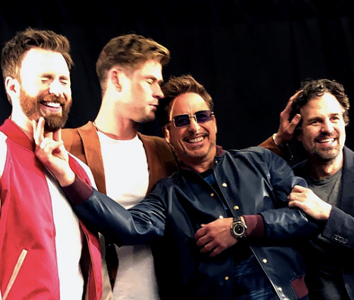 beardedchrisevans:markruffalo: The boys are back in town...